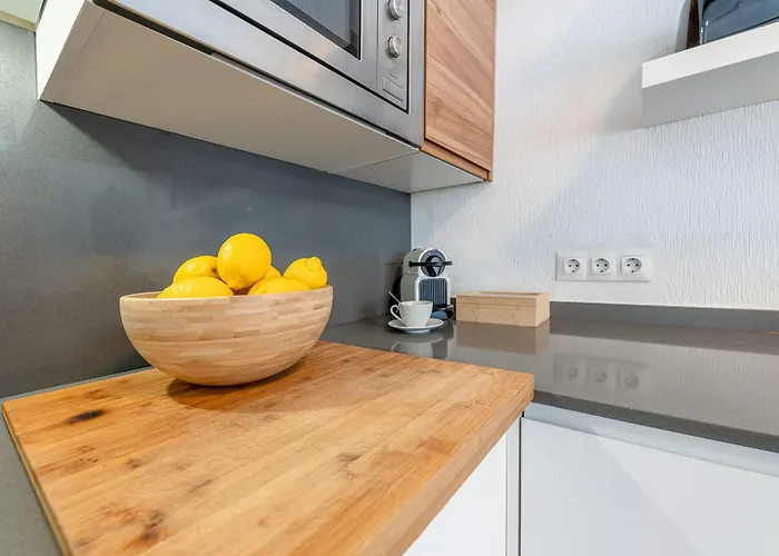 Vivendos - Tr29 - Carihuela * Torremolinos